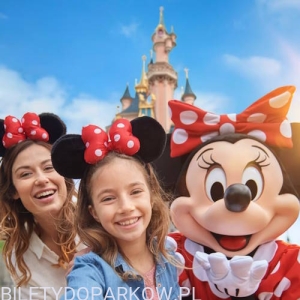 BILET DISNEYLAND  1 DZIEŃ / 2 PARKI  DATOWANY